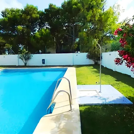 Junto Al Mar Piscina Solo Familias Apartment *