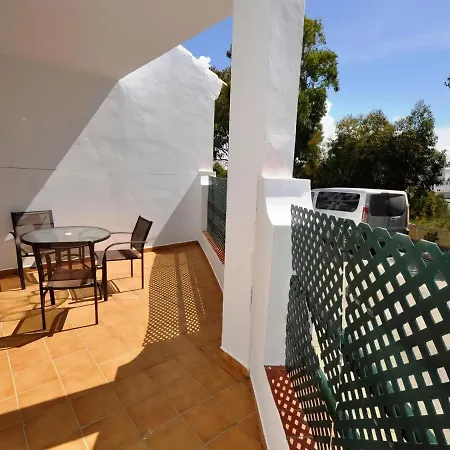 Apartment Junto Al Mar Piscina Solo Familias
